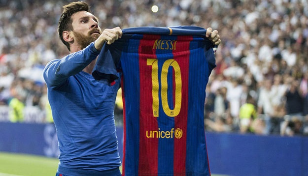 El Clasico: Dari Sihir Ronaldinho hingga Pamer Jersey Messi, 5 Memori di Santiago Bernabeu