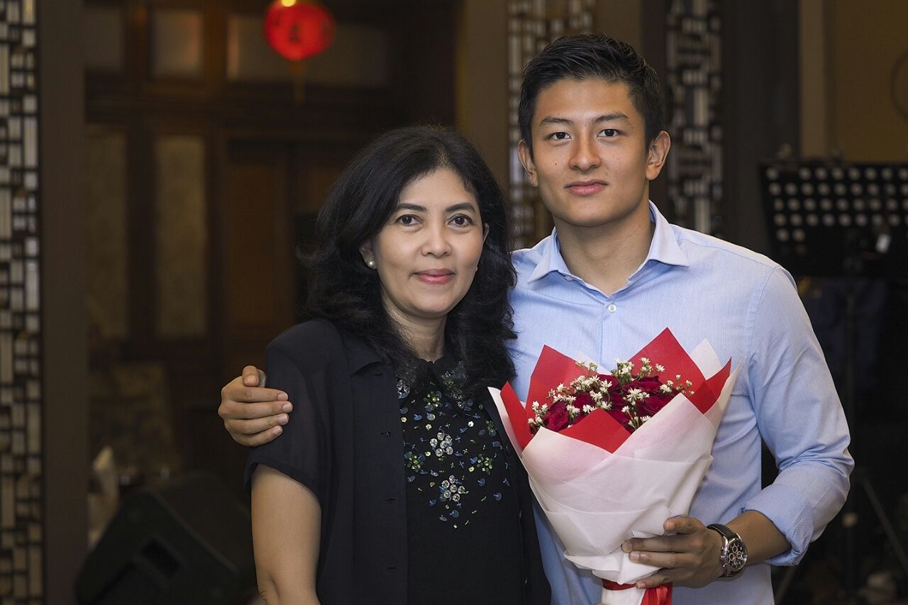 Rio Haryanto Kembali ke Lintasan Balap Coba Mobil Audi A4 DTM R14 