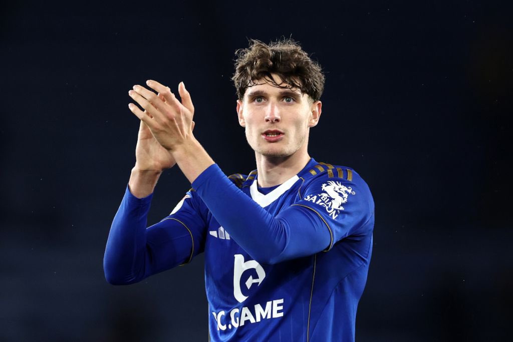 Calon Rekrutan Keempat Manchester United, Kini Giliran Datangkan Bek Baru