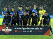 Lini Pertahanan Jadi Perhatian Serius Arema FC Jelang Dijamu PSM Makassar