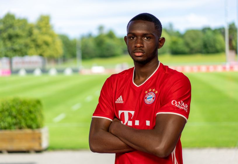5 Hal yang Harus Diketahui dari Rekrutan Anyar Bayern Munchen, Tanguy Nianzou Kouassi