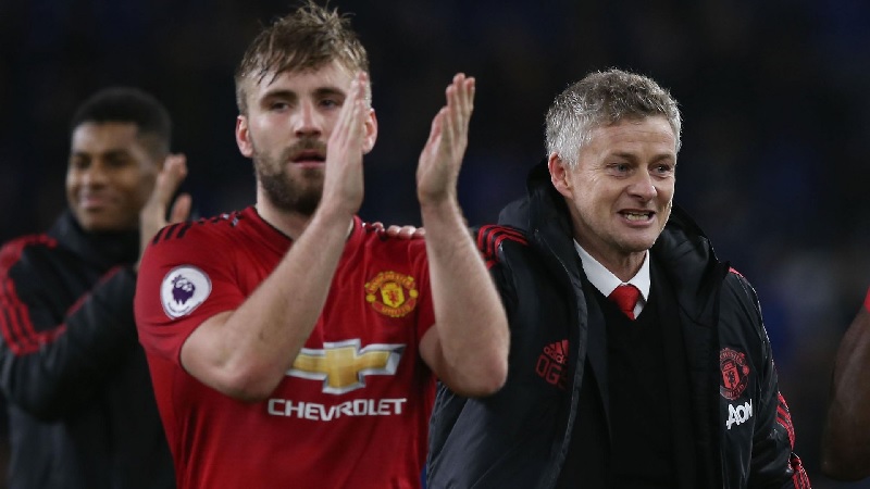 Kritik Wasit, Shaw dan Solskjaer Lolos dari Sanksi FA