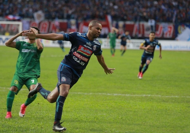 Persebaya 0-2 Arema FC: Singo Edan ke Final Piala Gubernur Kaltim