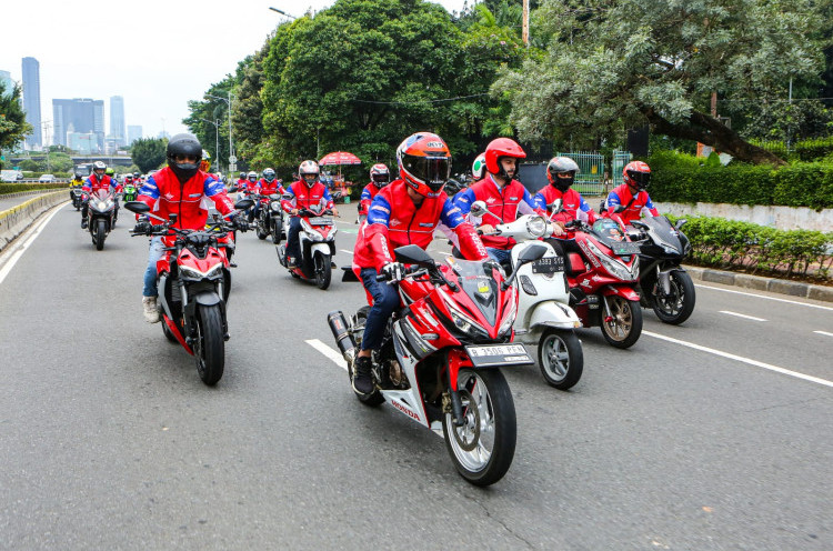 Gresini Racing MotoGP Sapa Fans dengan Mengelilingi Kota Jakarta
