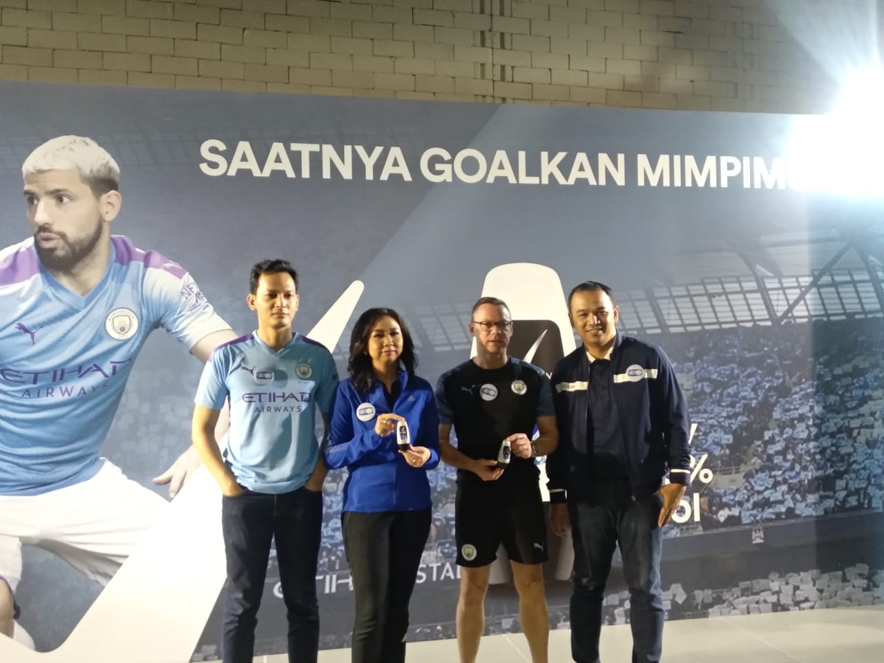 Perbedaan Main di Premier League dan Kasta Tiga Menurut Legenda Manchester City