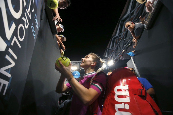 Australia Open 2019: Kalahkan Venus, Halep Ditunggu Serena di Babak Keempat