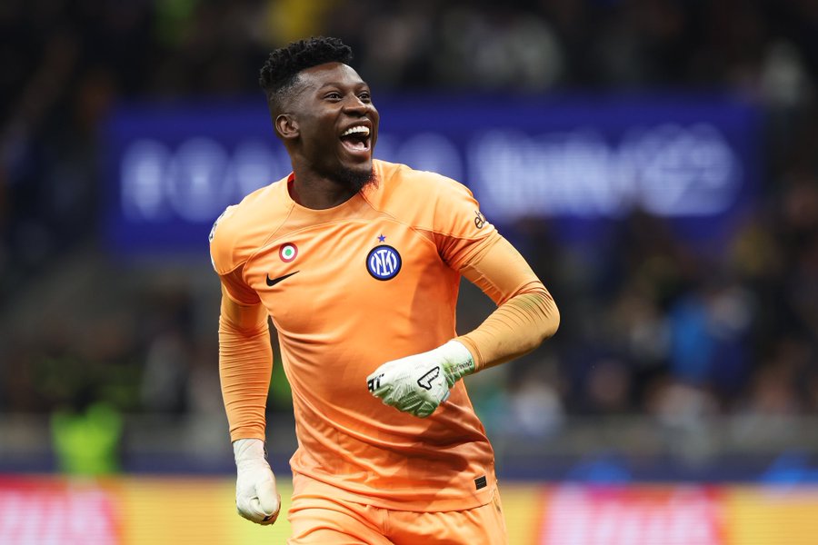 Direktur Inter Akui Tawaran Manchester United untuk Andre Onana Terlalu Rendah