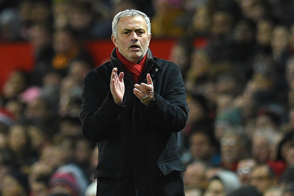 Jose Mourinho Minta Manchester United Lupakan Kekalahan dari Sevilla