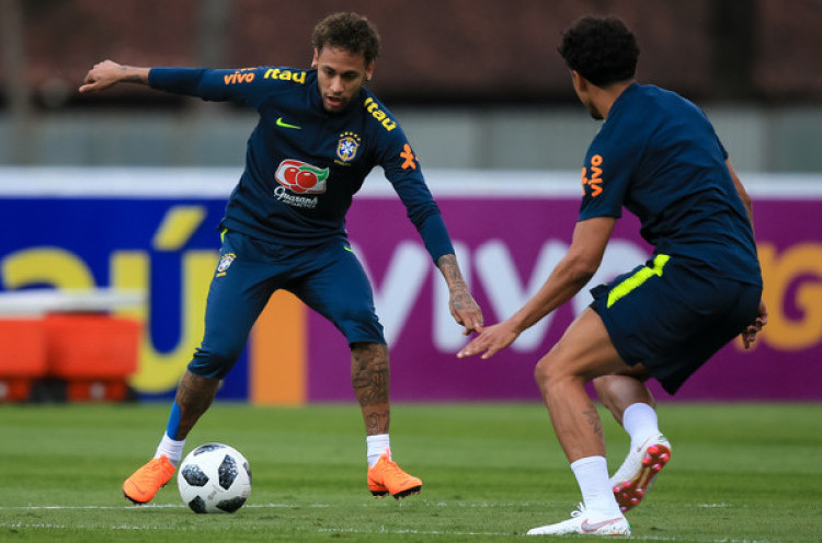 Jika Ingin Tantangan, Neymar Disarankan Tolak Real Madrid