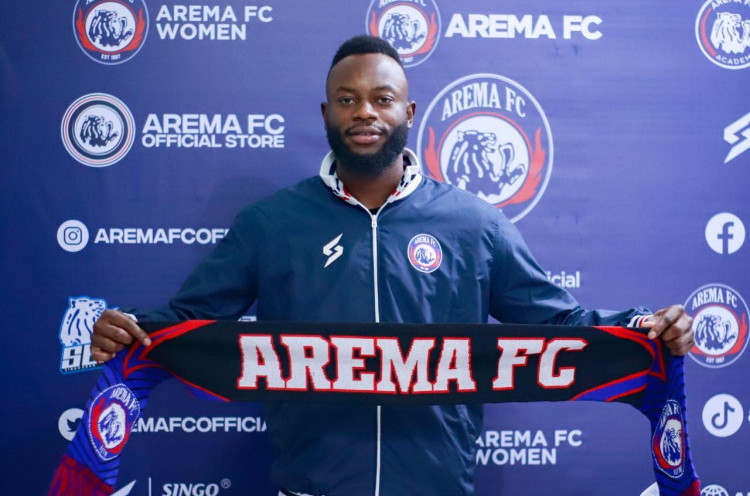 Arema FC Perkenalkan Ichaka Diarra dan Charles Lokoli Ngoy sebagai Rekrutan Baru