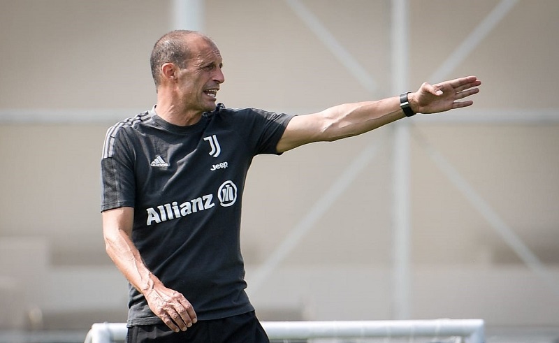Juventus Tanpa Pemain Amerika Selatan, Allegri Tak Mengeluh