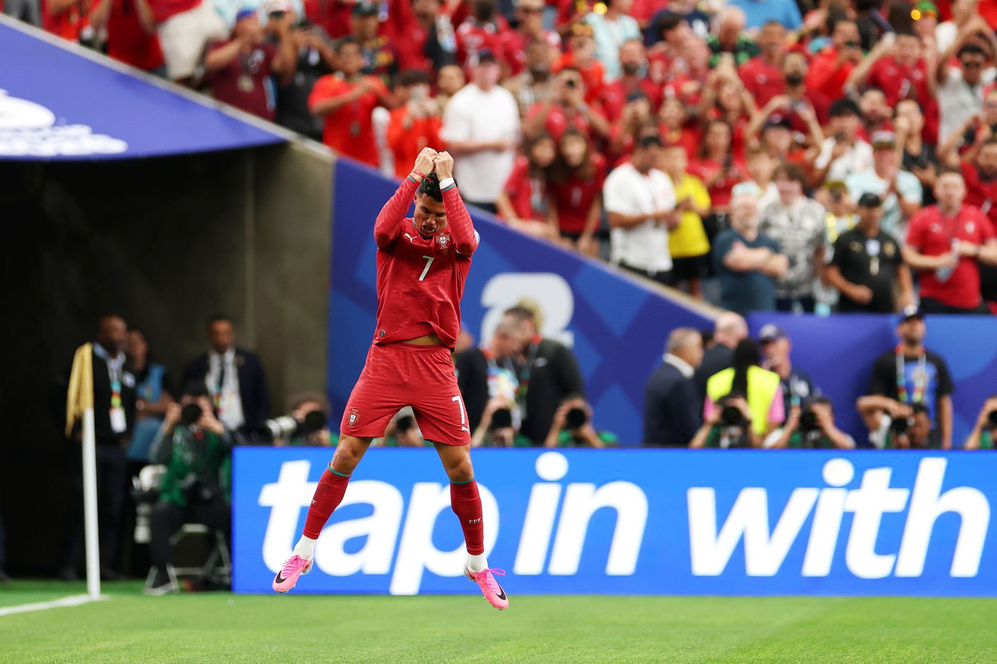 Cristiano Ronaldo Buka Suara soal Peluang Menghadapi Lionel Messi di Piala Dunia 2026