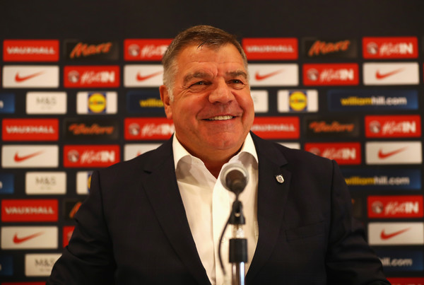 Allardyce Resmi Pelatih Anyar Everton