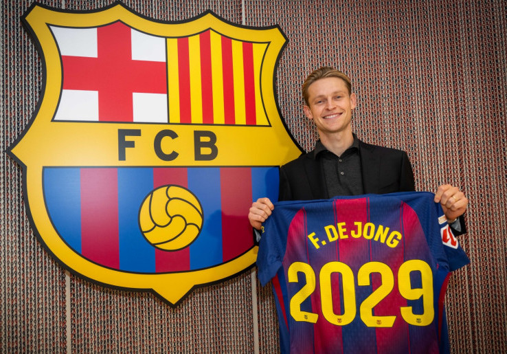 Perpanjang Kontrak hingga 2029, Frenkie de Jong Ingin Menangkan Banyak Trofi bersama Barcelona