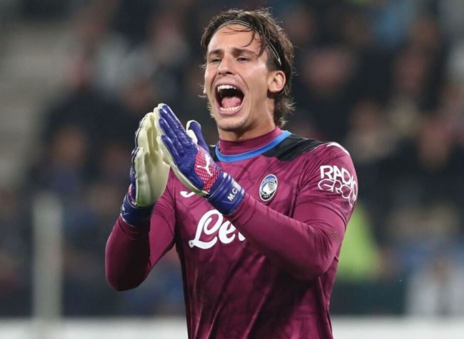 Siapkan 40 Juta Euro, Manchester United Ingin Segel Transfer Marco Carnesecchi