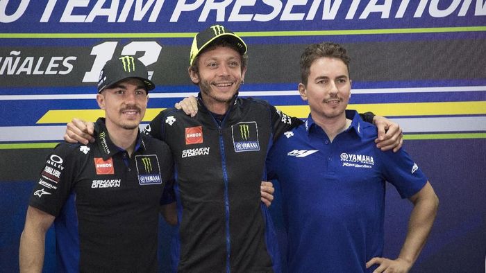 Yamaha Belum Berpikir Mengganti Rossi dengan Lorenzo