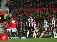 Hasil Premier League: Manchester United Pesta Gol, Chelsea Tumbang