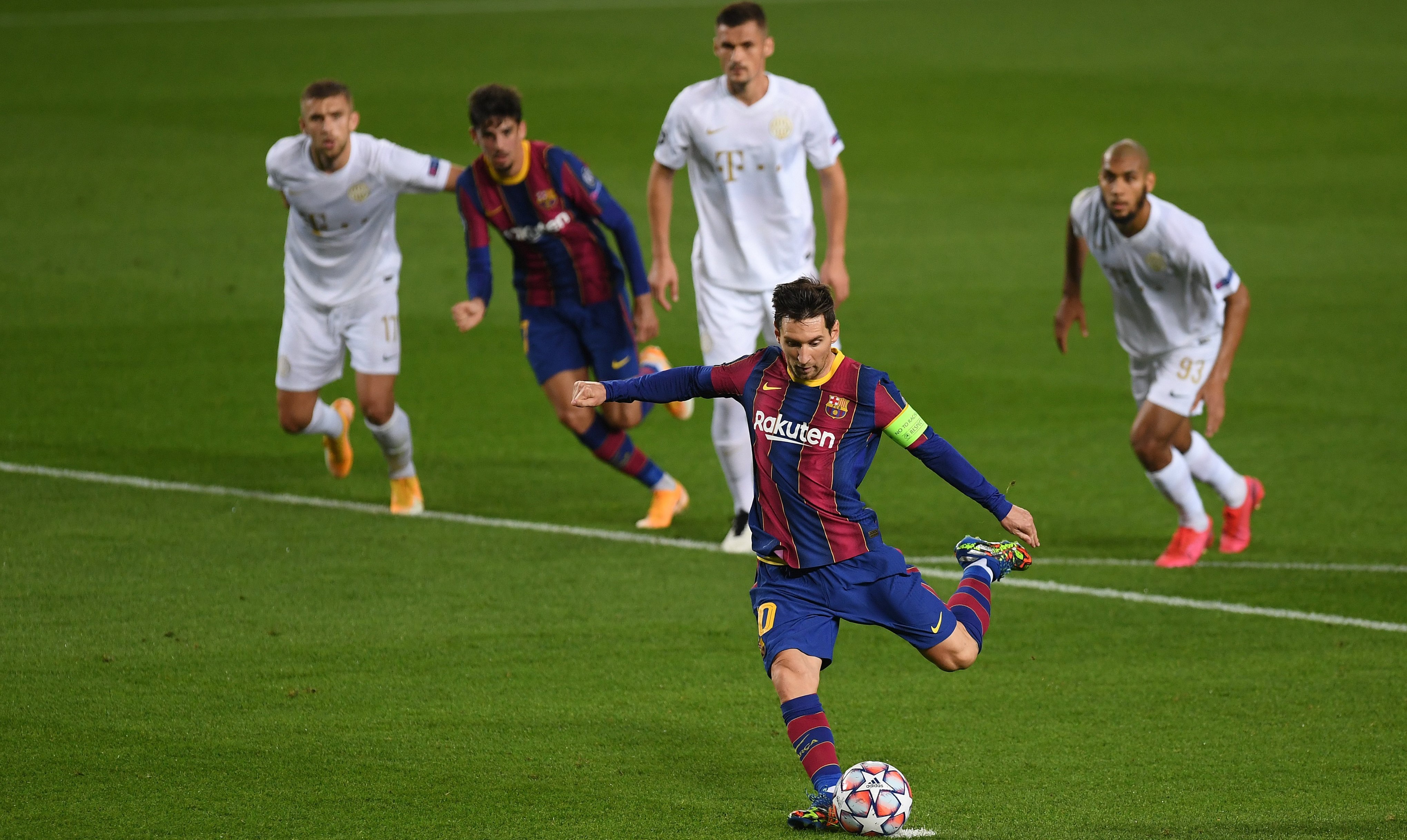 Ronald Koeman Tak Temukan Celah Kritik Lionel Messi