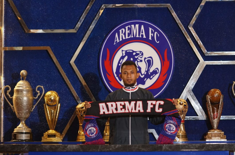 Arema FC Resmikan Dua Pemain Muda dari Deltras FC