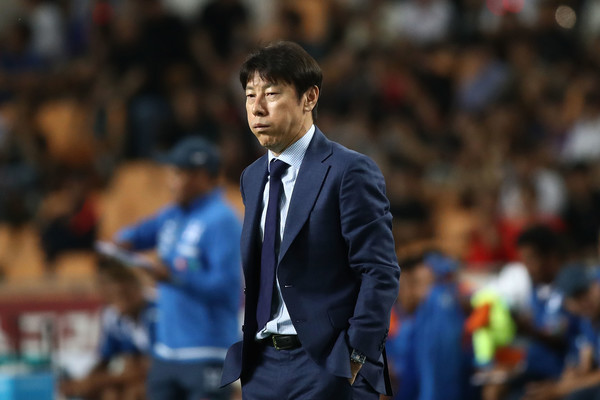 3 Alasan Shin Tae-yong Lebih Layak Latih Timnas Indonesia ketimbang Luis Milla 