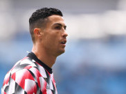 Respek, Cristiano Ronaldo Enggan Menginjak Logo Manchester City yang Ada di Lantai
