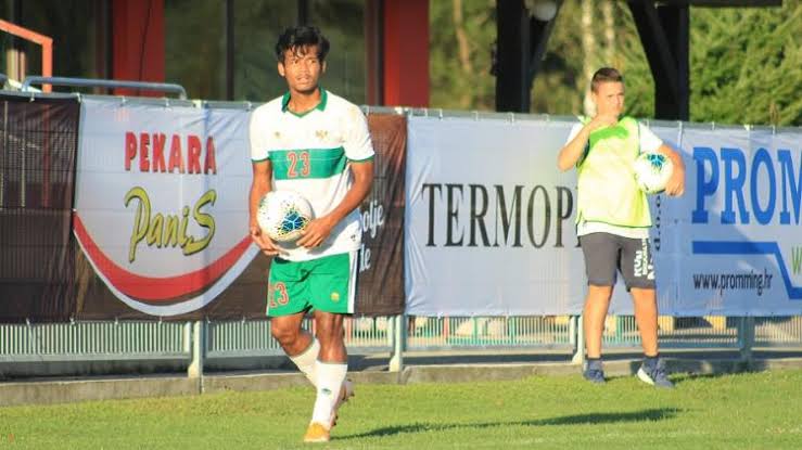 Posisi Bek di Persib Menumpuk, Robert Alberts Beri Penjelasan Merekrut Bayu Mohamad Fiqri