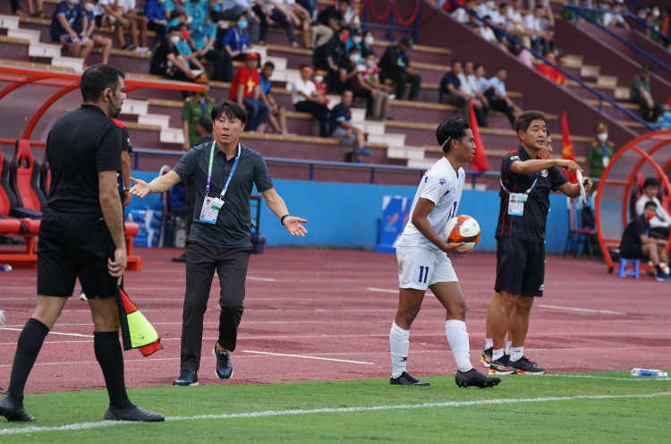 Shin Tae-yong Puji Peran Ricky Kambuaya untuk Timnas Indonesia U-23