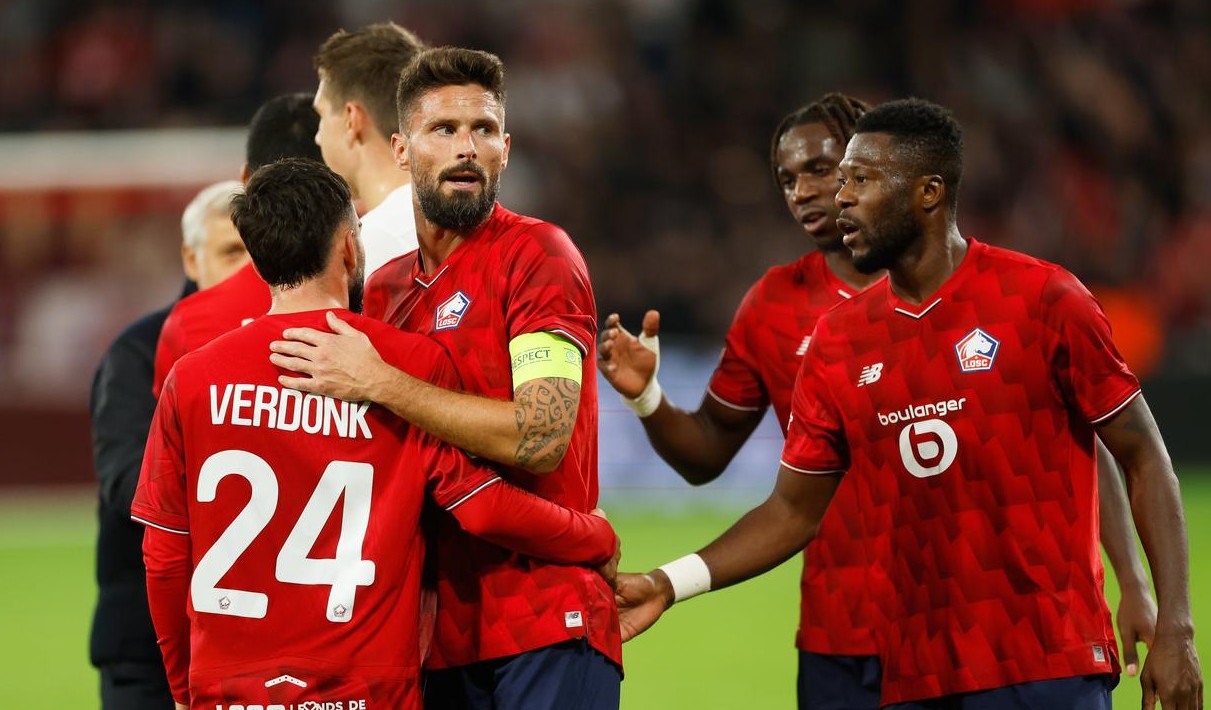 Jadwal Lengkap Leg 1 Babak 16 Besar Liga Europa: Calvin Verdonk dkk Tantang Aston Villa, AS Roma Tandang ke Bologna