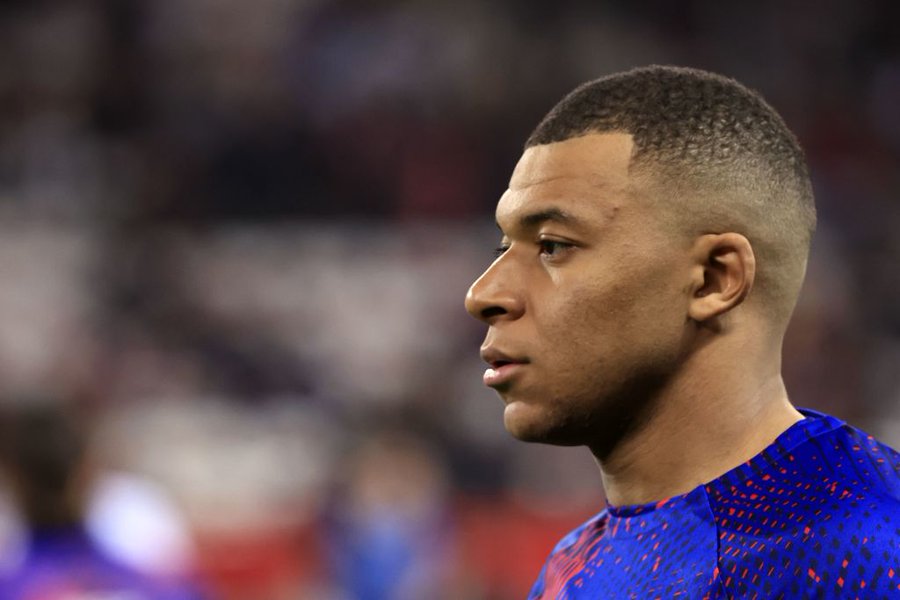 Kylian Mbappe Tabuh Genderang Perang Lawan PSG