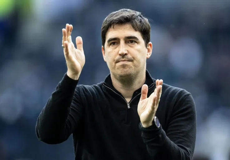 AC Milan Gigit Jari, Andoni Iraola Ogah Bergabung karena Dana Transfer Terlalu Kecil