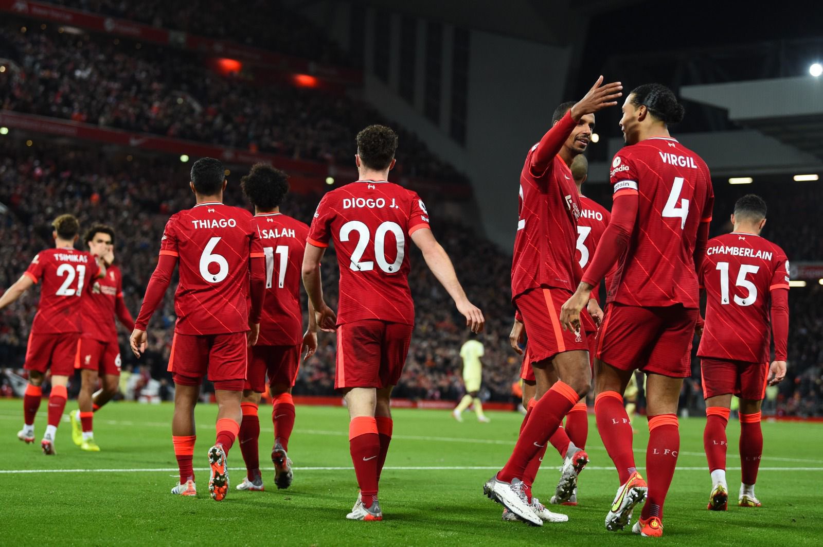Hasil Pertandingan: Liverpool Bungkam Arsenal, Barcelona dan Juventus Menang, Milan Terjungkal