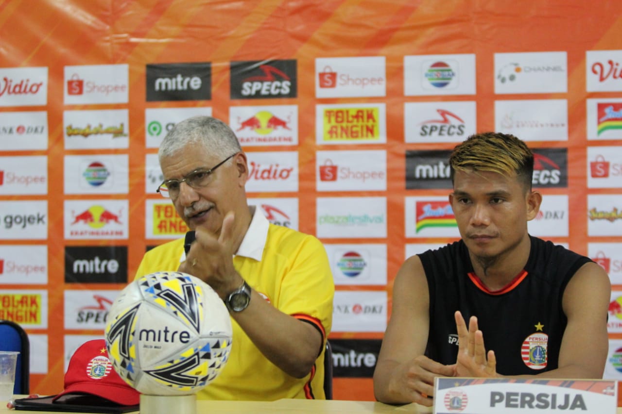 Persija Kehilangan Tujuh Pemain, Edson Tavares Sebut Masalah Lama di Indonesia