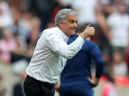 Manchester United Diminta Pertahankan Jose Mourinho Jika Tak Ingin Bernasib seperti Liverpool