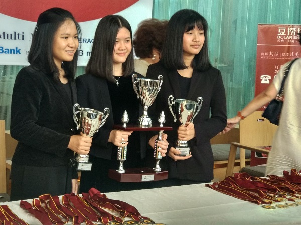 Tips Belajar Efektif 3 Remaja Putri Berprestasi Indonesia