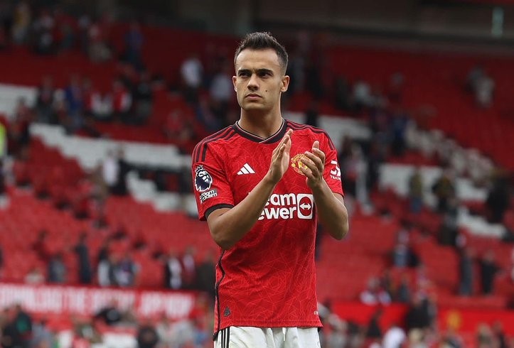 Sergio Reguilon Berpeluang Tinggalkan Manchester United pada Tengah Musim Ini