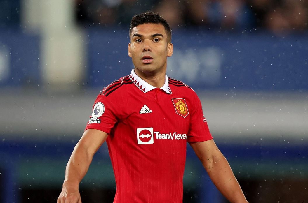 Casemiro Sebut Fans Manchester United Tidak Normal