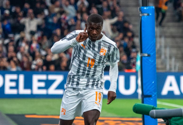 Jarang Main, Nicolas Pepe Mulai Pertimbangkan Masa Depannya di Arsenal