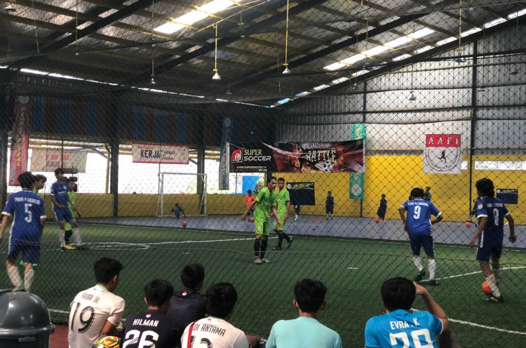 Wasit Berlisensi FIFA Pimpin Turnamen Super Soccer Futsal Battle 2018