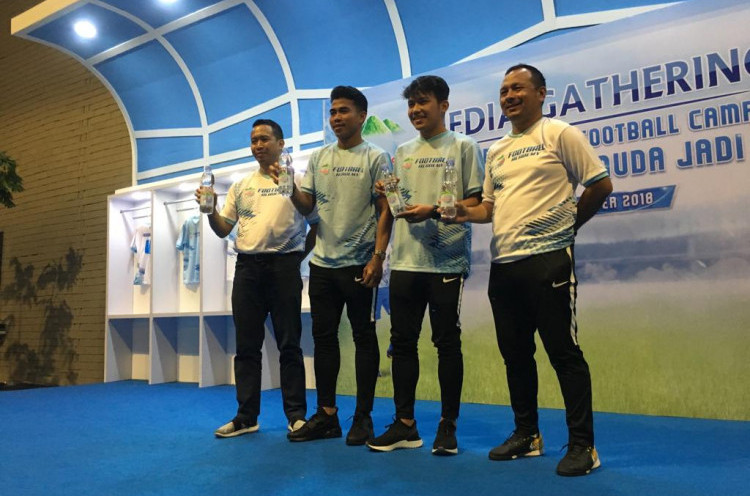 Duo Timnas Indonesia U-19 Jadi Motivator Bibit Sepak Bola Indonesia