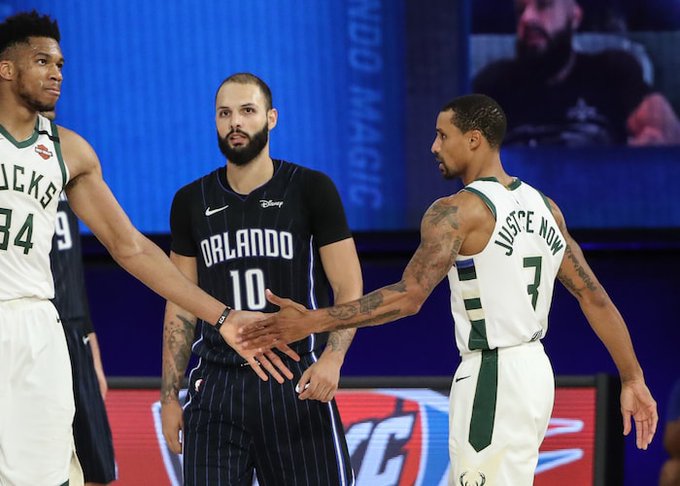 Pria Kulit Hitam Ditembak, Bucks Mogok Main, dan NBA Ditunda