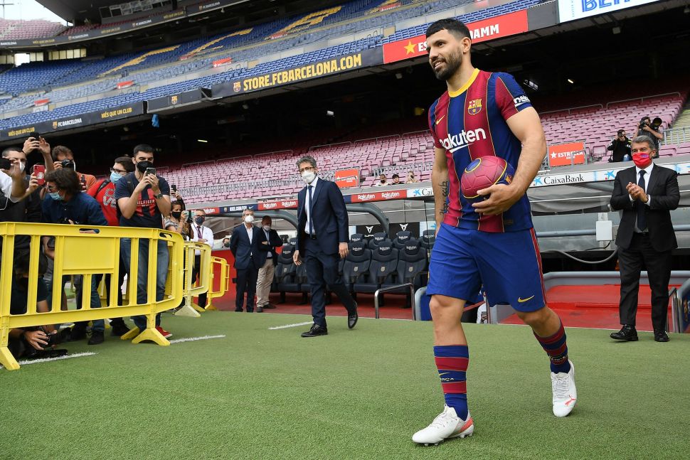 Sergio Aguero Calon Juru Selamat Koeman di Barcelona
