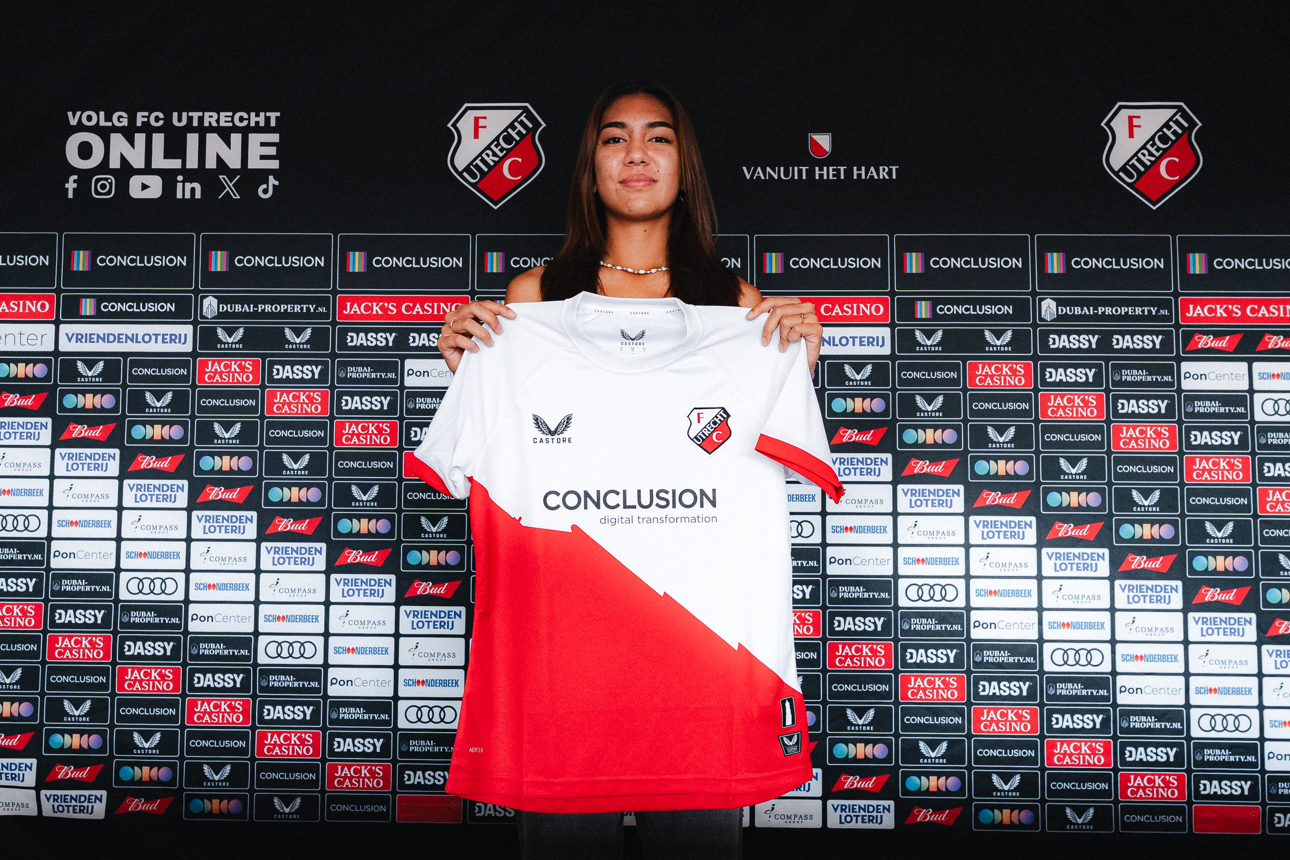 Striker Timnas Putri Indonesia Claudia Scheunemann Resmi Direkrut FC Utrecht