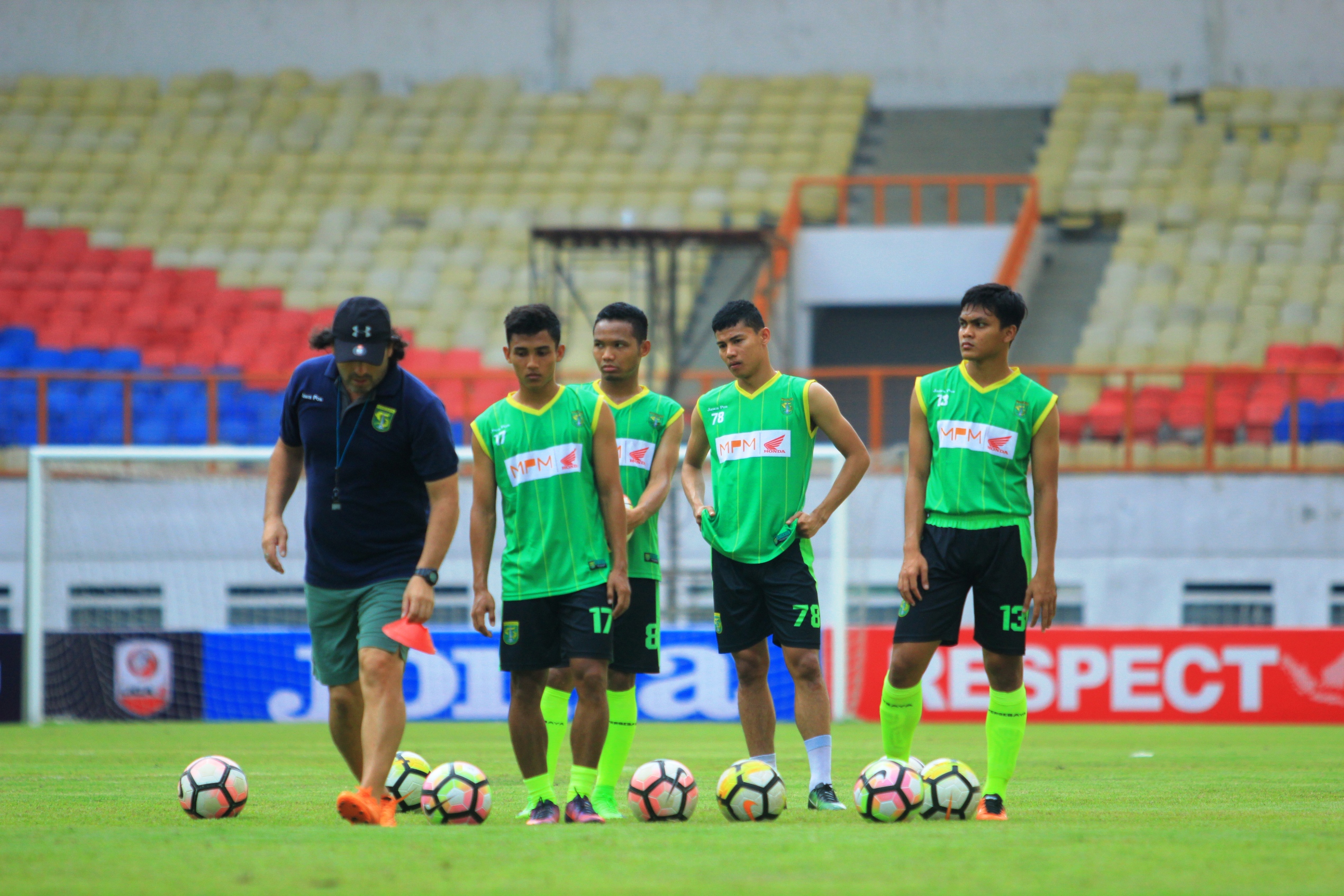 Penundaan Grup Y Babak 8 Besar Liga 1 buat Program Persebaya Berantakan