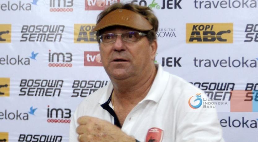 Rene Alberts Senang PSM Makassar Tersingkir dari Piala Presiden 2018
