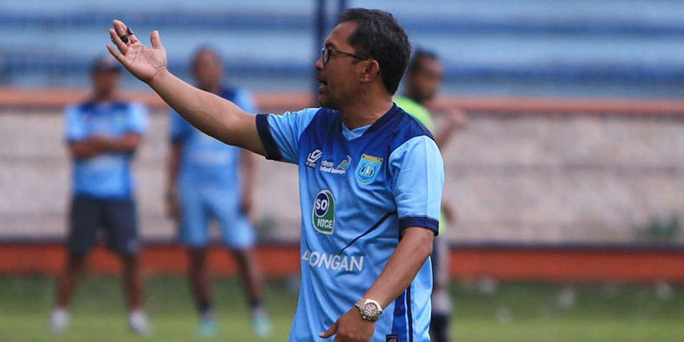 Alasan Aji Santoso Sebut Persela Luar Biasa Setelah Hanya Bermain Imbang