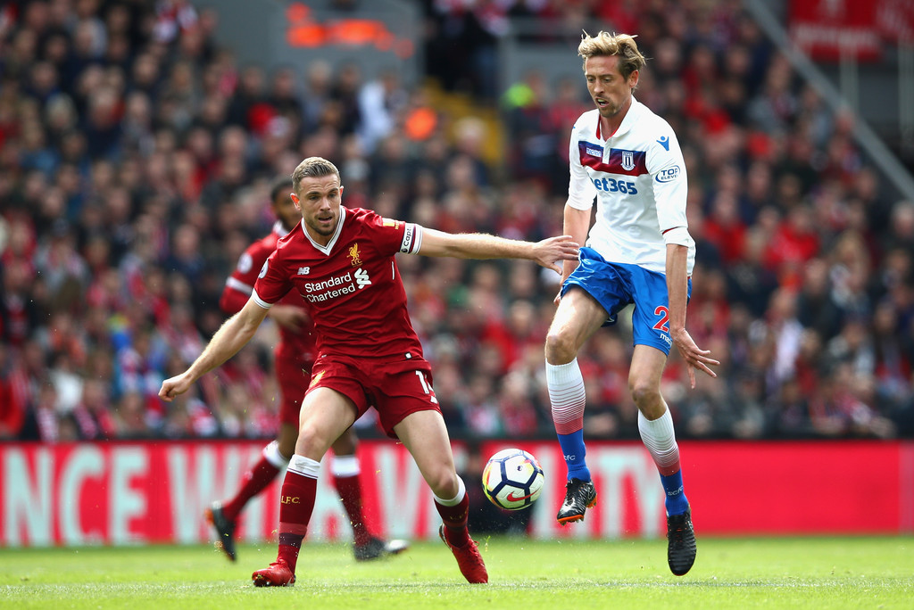 Stoke Tahan Imbang Liverpool, Jordan Henderson Kambinghitamkan Wasit Pertandingan