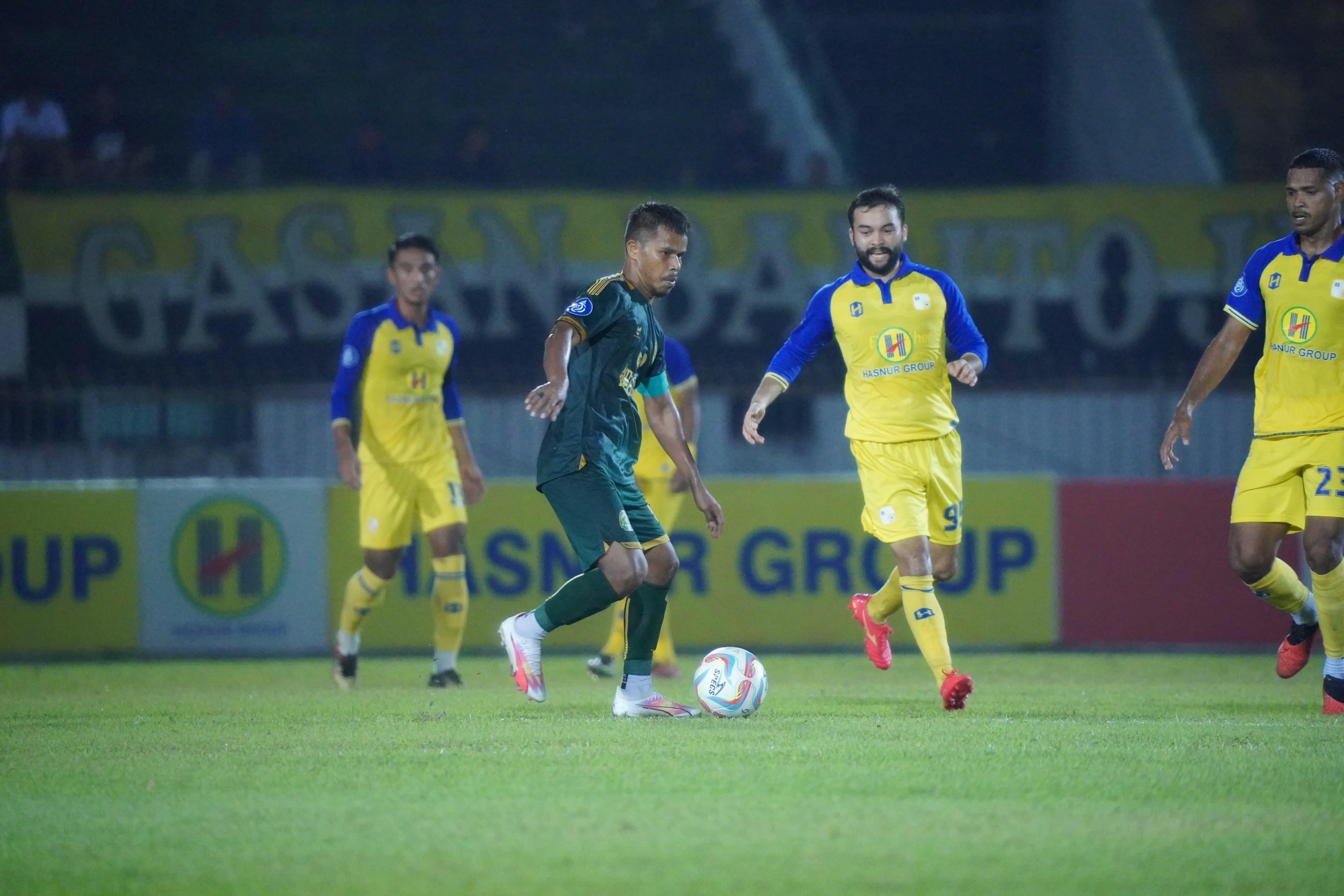 Hasil Liga 1: Persik Bantai Persebaya 4-0, Barito Putera Berbagi Poin dengan Persikabo