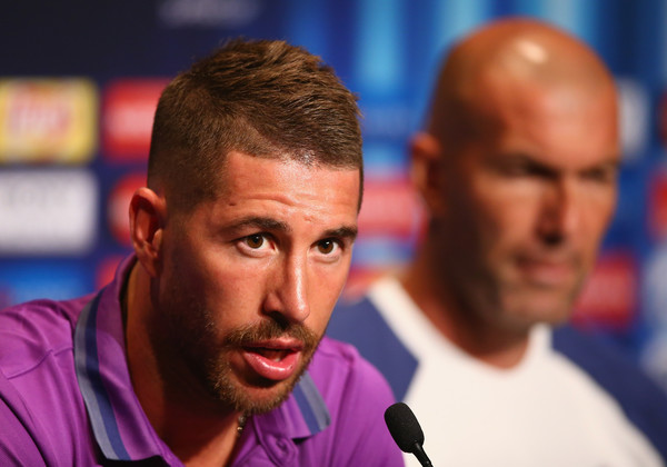 Terancam Dipecat, Sergio Ramos Bela Zinedine Zidane