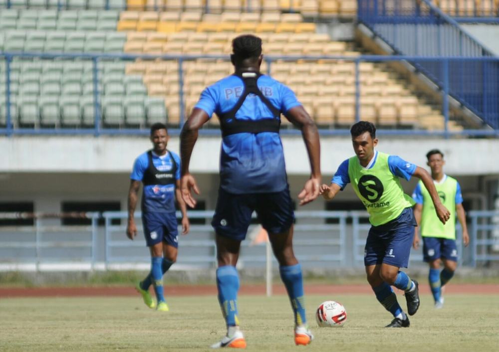 Gelandang Persib Abdul Aziz Ungkap Kabar Bahagia