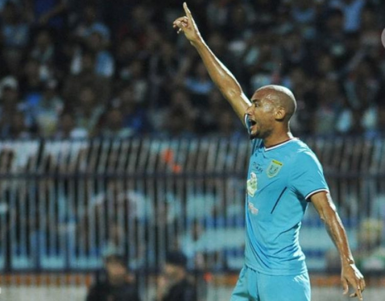 Loris Arnaud Beberkan Rahasia di Balik Predikat Raja Sundulan di Liga 1